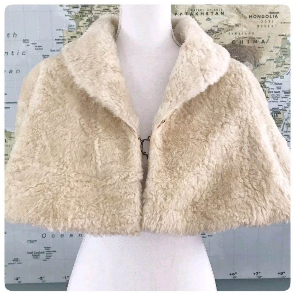 NWT Free People Faux Fur Shrug Capelet Jacket Cape